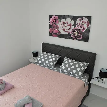Apartment Laura